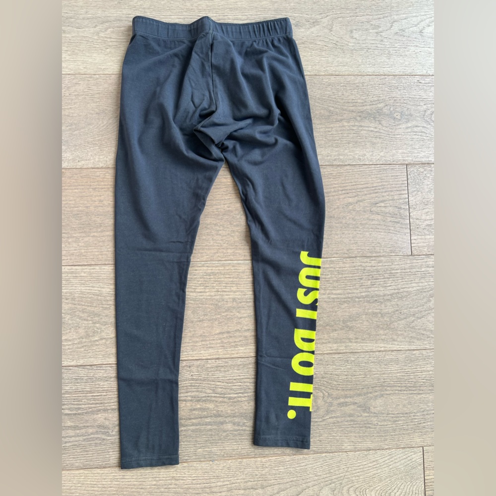 Nike leggings